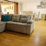 Apto De Lujo Con Terraza Zona Barbecue Y Piscina