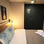Apartamento Que Permite Mascota En Medellin One105 By Roots Rentals
