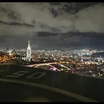 Medellin, Elegante Y Central Apartamento