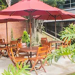 Leblón Suites Hotel