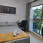 Habitacion 303 Con Bano Privado Cerca A Laureles