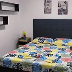 32 Confortable Apartamento Con Balcon En Laureles Estadio
