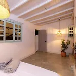 Primavera - Studios