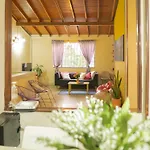 Buntes House-Casa Hotel Laureles-Estadio