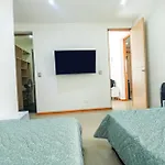 Casa Hotel Bewell - Los Colores Medellin