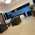 Jardines Conjunto Cerrado Apt De 2Alcobas Laurles Estadio