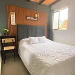 34 Bello Apartamento En La Mejor Zona De Medellin Laureles Estadio 2 Hab 2 Banos