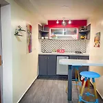 Red Apartment Excelente Ubicacion Laurles Los Molinos