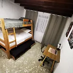 Casangel Hogar Familiar En Sector Exclusivo Cerca Al Aeropuerto Local Frente Al Poblado