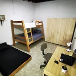 Casangel Hogar Familiar En Sector Exclusivo Cerca Al Aeropuerto Local Frente Al Poblado