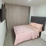Laureles, Avenida 80 Medellin, Apartamento Exclusivo