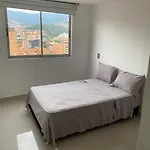 Hermoso Y Nuevo Apartamento En Conquistadores 1601