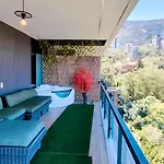 Apartamento De Lujo Con Vista Panoramica En Medellin