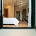 Hotel Boutique Roomzz Laureles