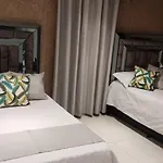 Hotel Simon