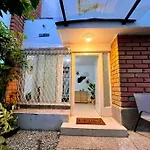 Acogedora Casa En Laureles