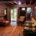 Habitacion En Hospedaje Campestre Compartido Tipo Hostal En Santa Elena Cerca A Medellin Y Aeropuerto Jmc - Cabana Aru