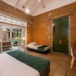Botanica Casa Hotel