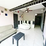 2 Suites Private Apartment At Poblado