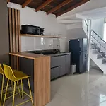 302 Apartamento Completo En Medellin