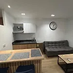 Lujoso Apartamento A Pasos Del Metro De Medellin