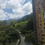 Habitacion En Apto Buenos Aires
