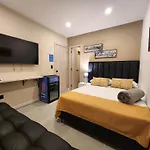 Loft 10