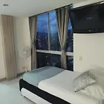 El Poblado 1 A 5 Huespedes Cerca Club Campestre