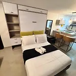 Apartamento Acogedor En El Poblado Medellin
