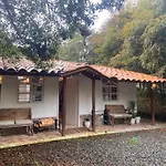 Cabernet Cabana - La Cava Lodge