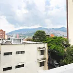 Apartamento Con Terraza Y Vista En Medellin