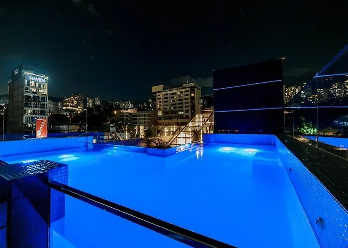 El Cielo Luxury Penthouse Rooftoppool Parquelleras