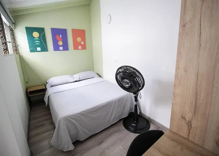 Hospedaje Privado Cerca A Provenza En El Poblado - M301 By Roots Rentals