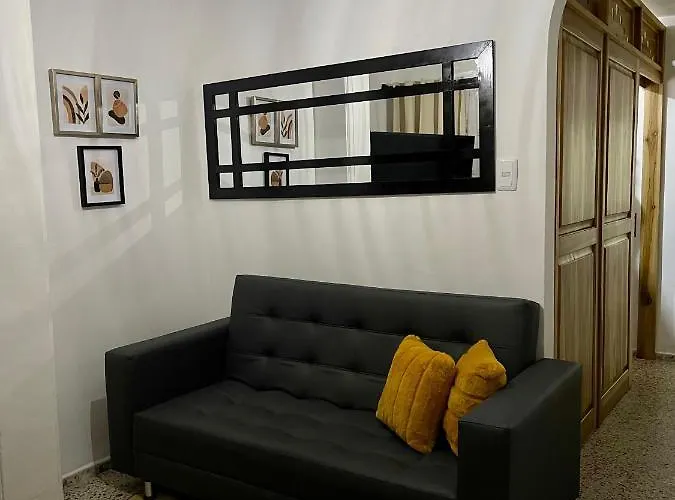 Hermoso Apartamento En Zona Central De Medellin