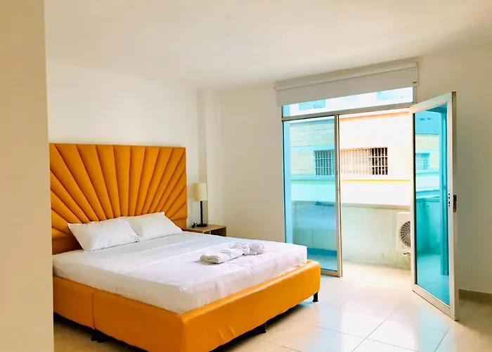 Hotel Opera Medellin Entretenimiento Y Bar