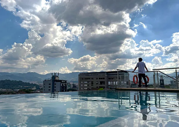 Apartahotel Con Piscina