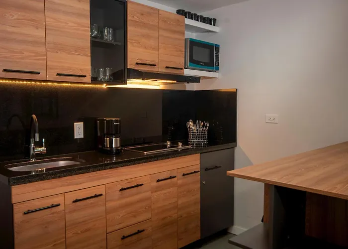 Centrico Apartaestudio En El Parque De Poblado
