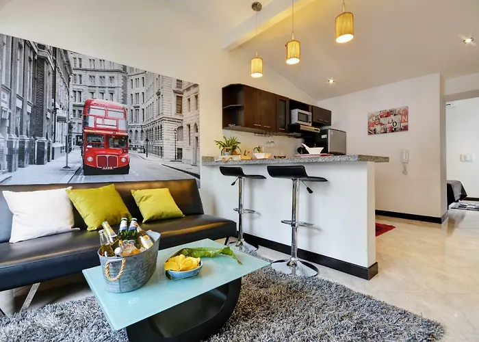 Poblado Suites by Lifeafar
