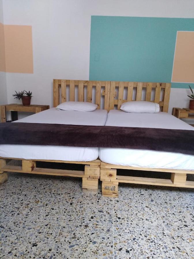 Hostal Paz Y Vida Medellín