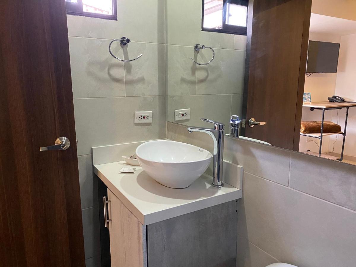 Hotel Riviere Boutique 4*