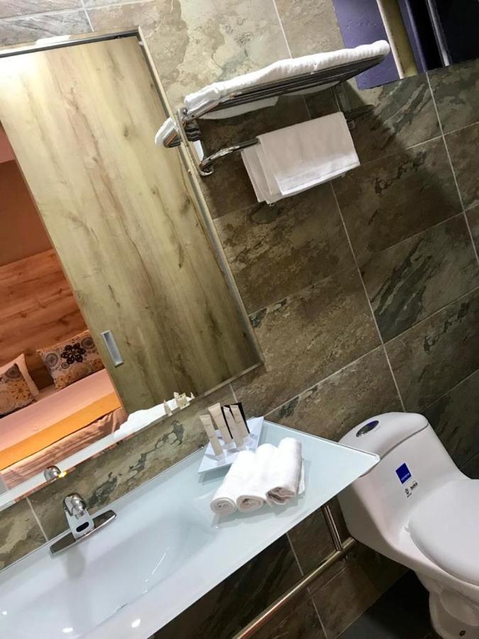 Casa Mayor La 70 Hotel
