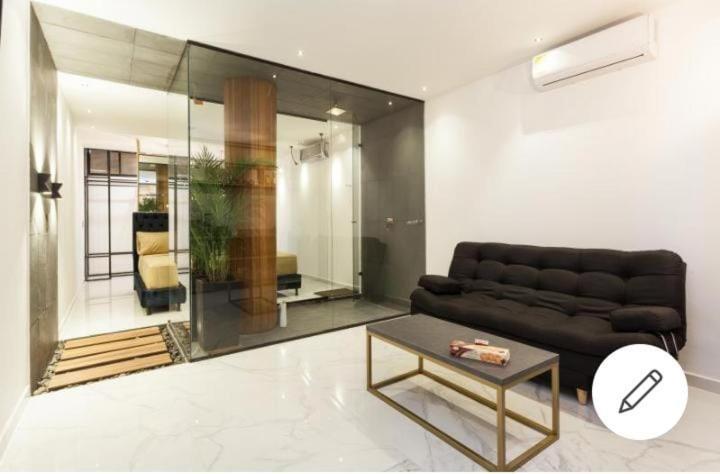 Luxury Apartamento *