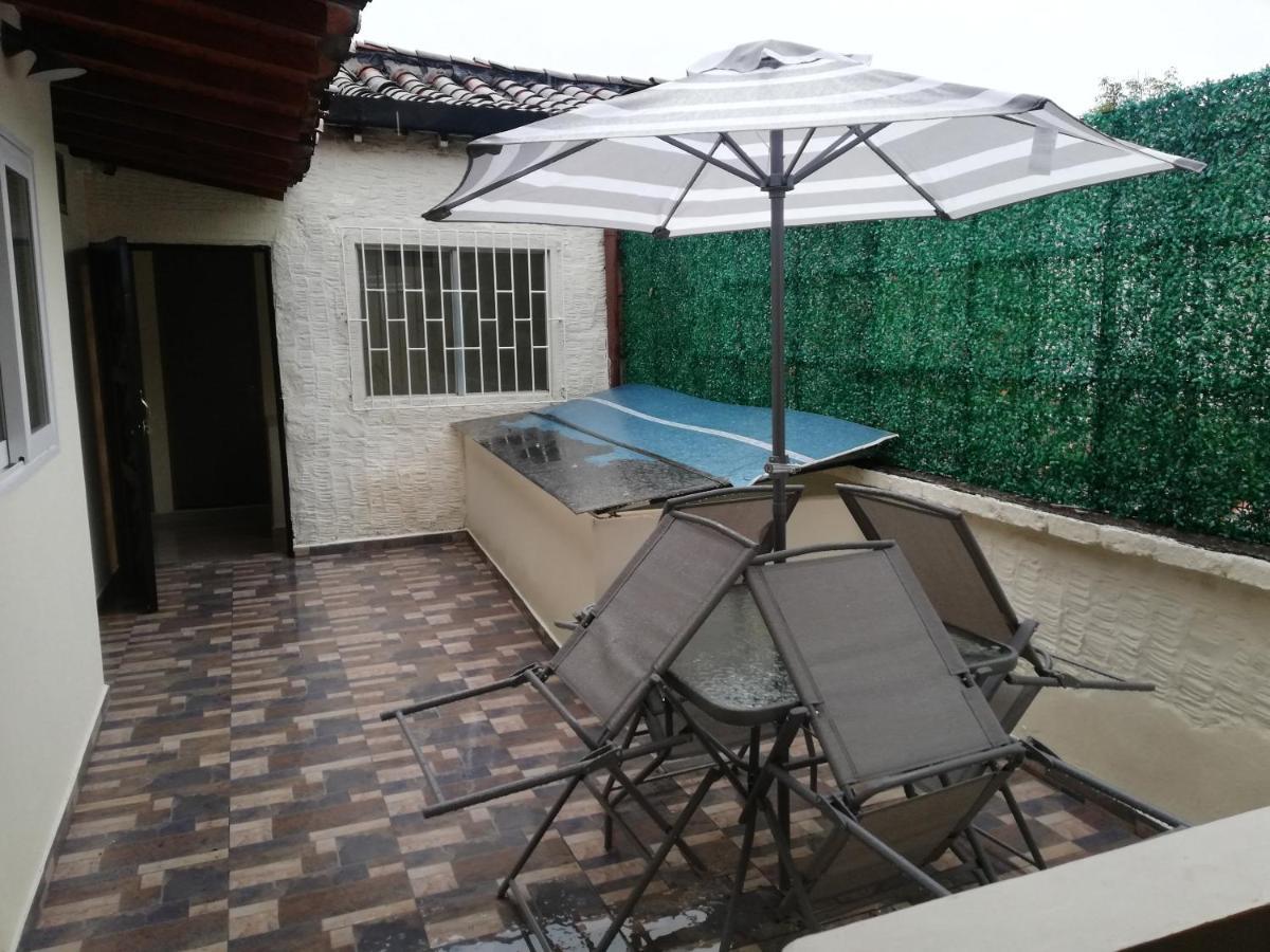Prado Station House Guest house *