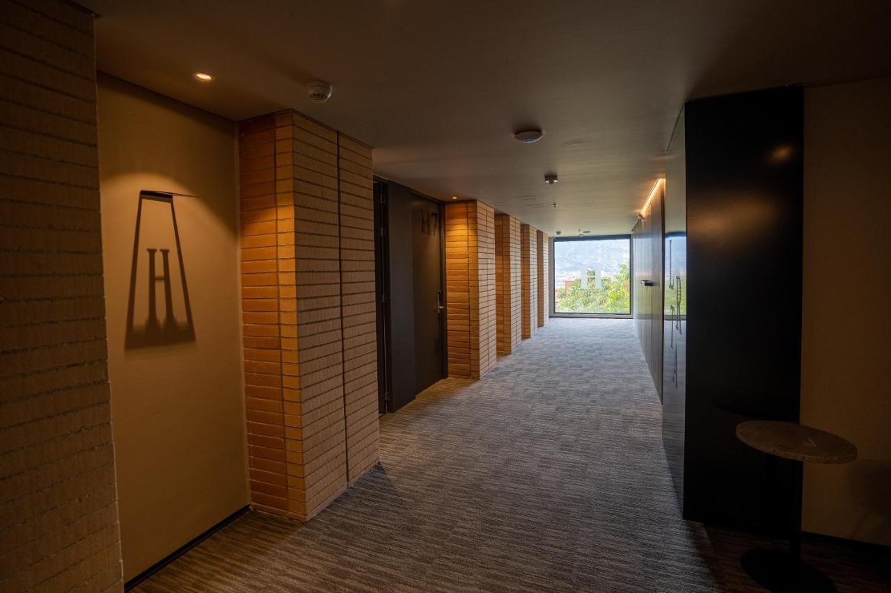 Lettera 4* Medellin