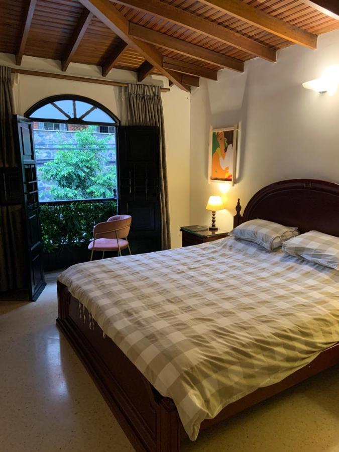 Casa Rosales