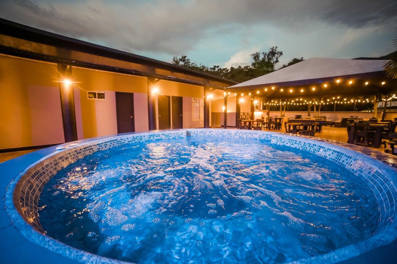 Hotel Tik 3*
