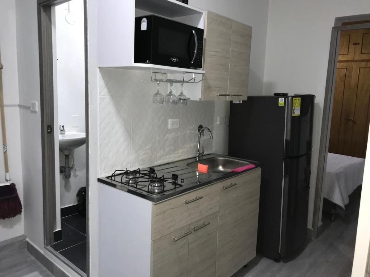 Apartamento Aparta Estudio Amoblado 3 Medellin, San Joaquin *