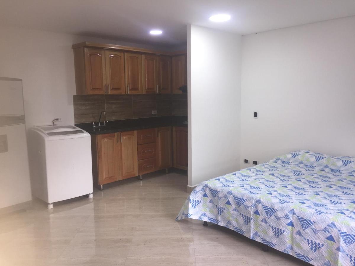 Nuevo, Moderno , Elegante Y Muy Bien Ubicado , En Laureles