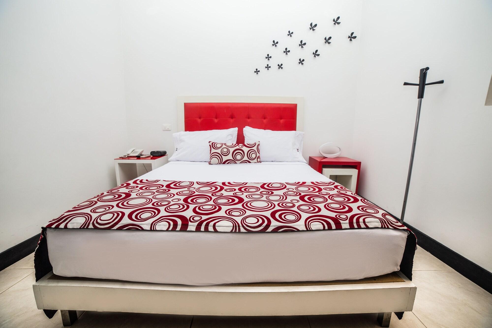 Hotel Merlott Lleras 3*