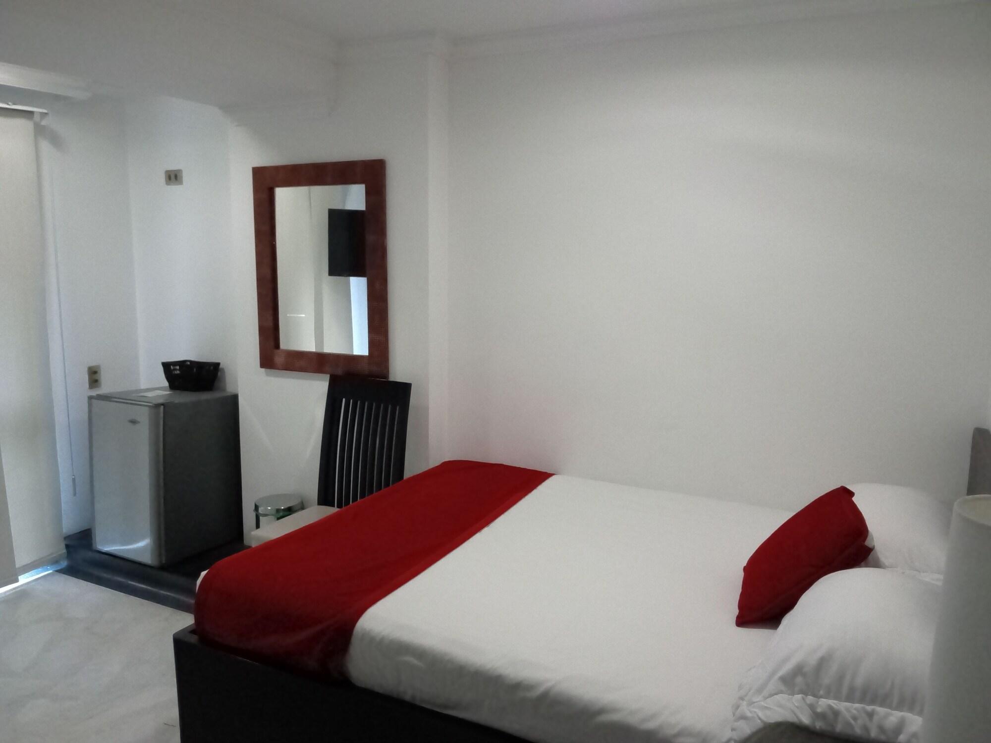 Calasanz Real Hotel 3*
